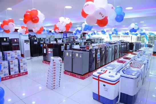 Nandilath G-Mart – East Nadakkavu