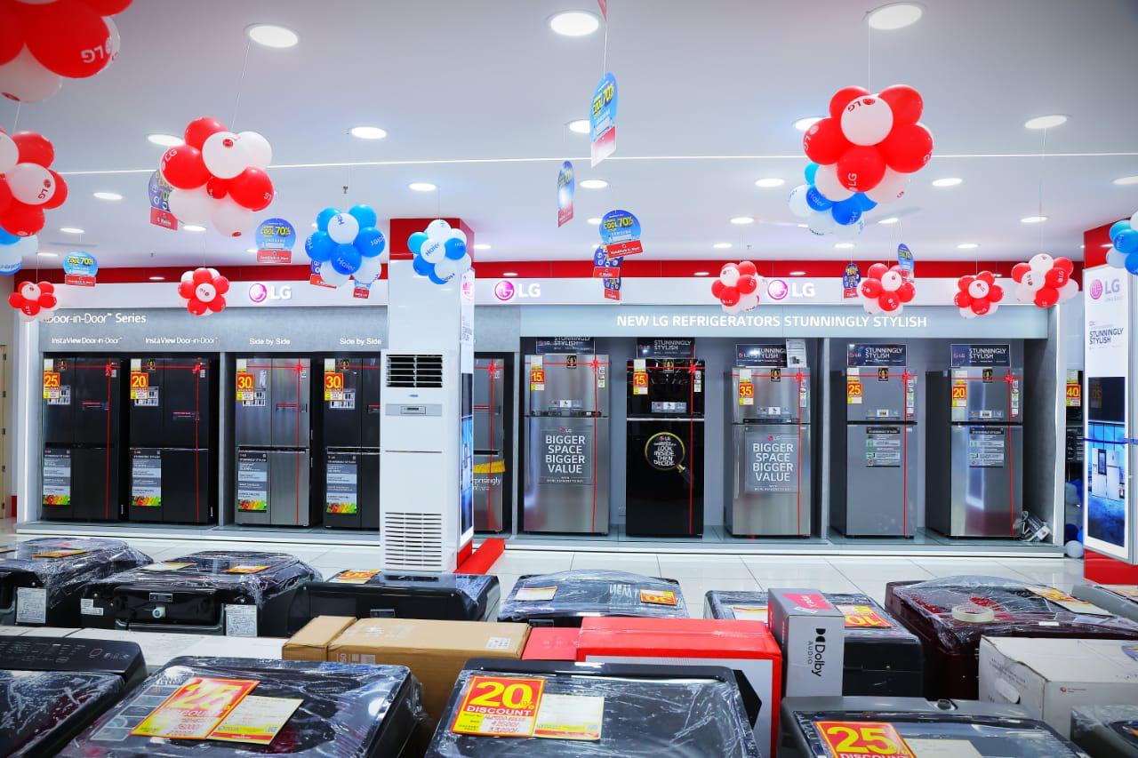 Nandilath G-Mart – East Nadakkavu